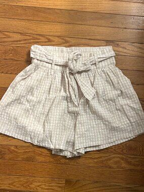 Splendid cream/white  checkered shorts size small